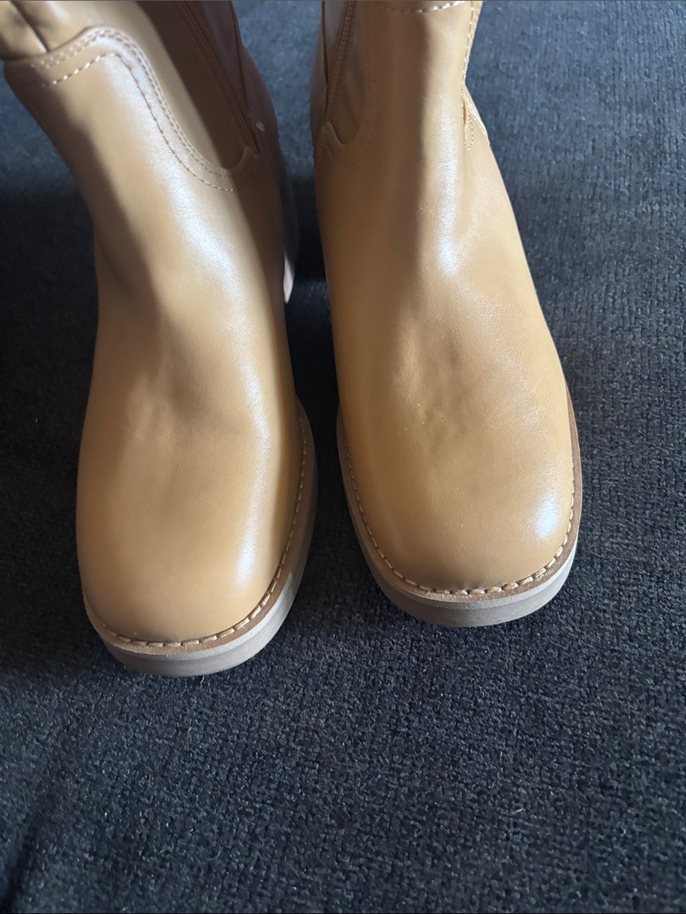 Tan Boots - Picture 4 of 5